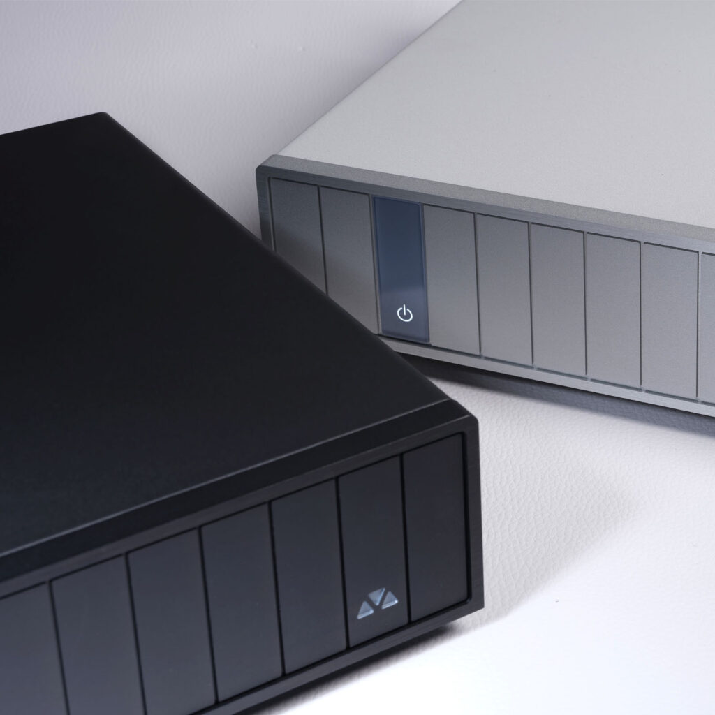 dss2 g gris et noir